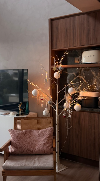 MIDWINTER LOFT - Image 2