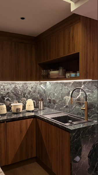 MIDWINTER LOFT - Image 4